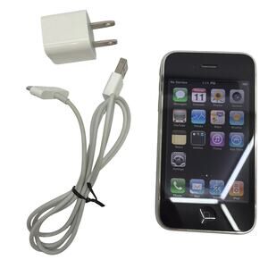 Apple iPhone 3G A1241 8GB Black AT&T iOS 4.2.1 w/ Charger